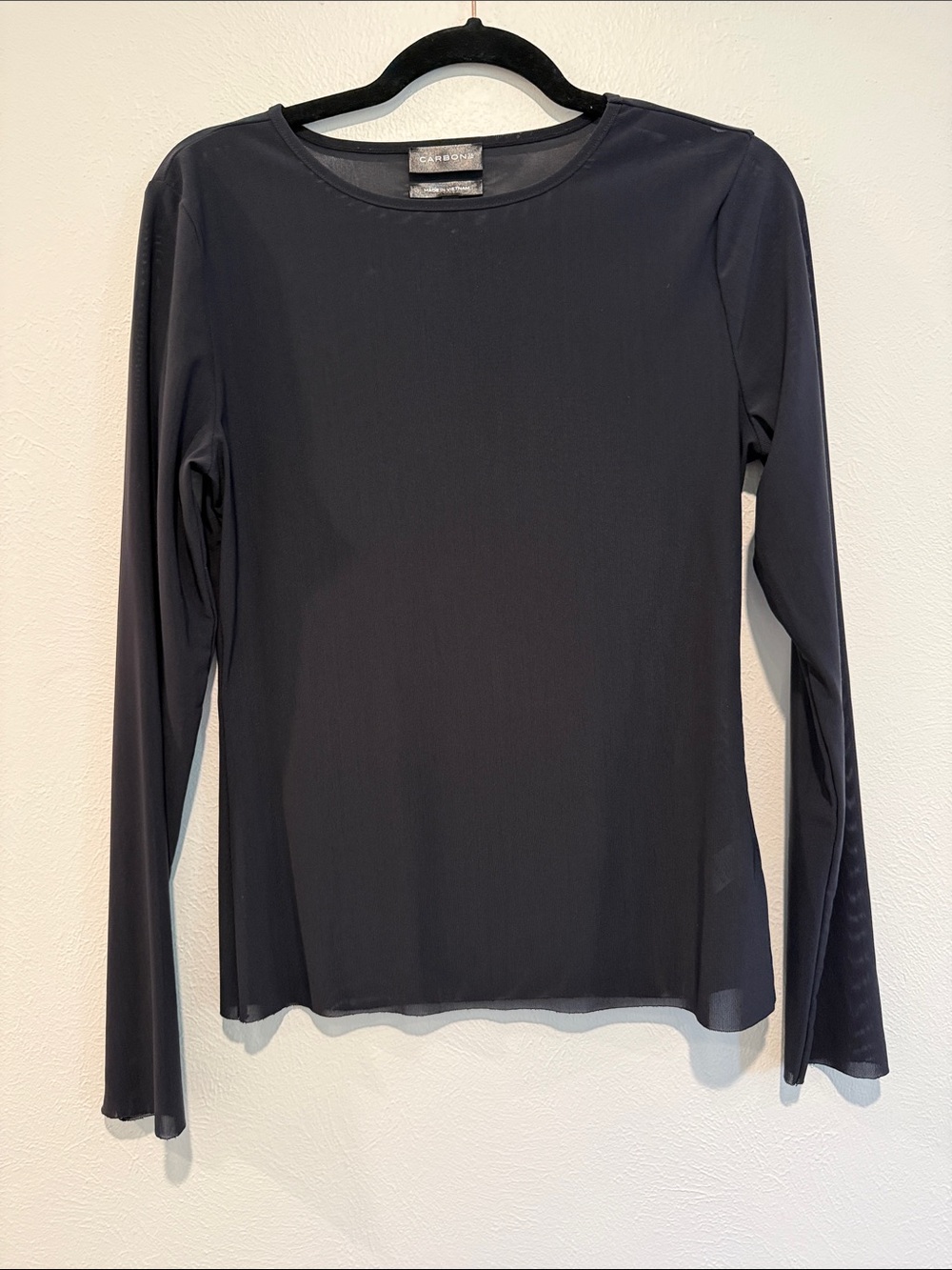 Classic Black Long-Sleeve Crewneck Top - Unbranded